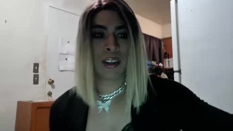 Snapshot of hihheelstranny chatting on 01-25-25, 09:47 hihheelstranny online show from 01-25-25, 09:47