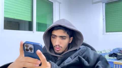 Snapshot of hihi9697 chatting on 12-15-25, 10:47 hihi9697 online show from 12-15-25, 10:47