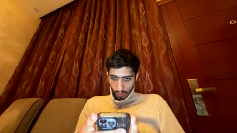 Snapshot of hihi9697 chatting on 02-14-26, 10:34 hihi9697 online show from 02-14-26, 10:34