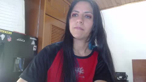 Snapshot of hilari18 chatting on 01-26-25, 06:17 hilaril18 online show from 01-26-25, 06:17