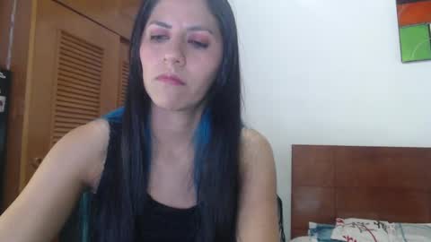 Snapshot of hilari18 chatting on 01-30-25, 03:33 hilaril18 online show from 01-30-25, 03:33