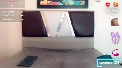 Hilary Avilan online show from 03-20-26, 07:30