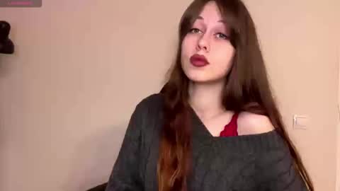 Snapshot of hildredmabray chatting on 01-11-26, 02:00 Hi Im Elizabeth online show from 01-11-26, 02:00