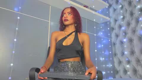  Hillary  online show from 11-30-25, 07:01