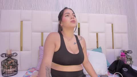 Hillary online show from 11-09-25, 09:40