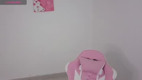 Snapshot of hime_ko chatting on 11-26-25, 11:11 Hime ko online show from 11-26-25, 11:11