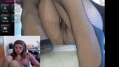 Snapshot of himeko_cd chatting on 02-27-26, 05:57 Himeko online show from 02-27-26, 05:57