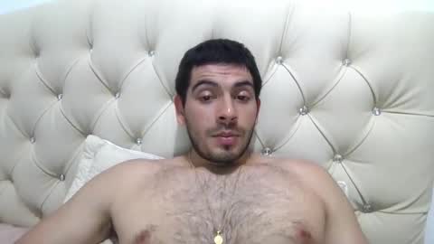 Snapshot of himoreno97 chatting on 11-27-25, 07:32 Hi moreno online show from 11-27-25, 07:32