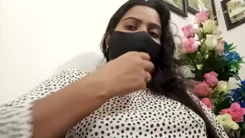 himuhimu22 online show from 02-13-25, 08:45