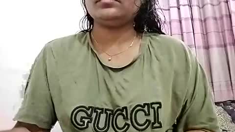 Snapshot of himuhimu22 chatting on 02-08-26, 04:21 himuhimu22 online show from 02-08-26, 04:21