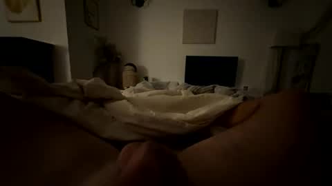 Snapshot of himynameisjake11 chatting on 03-10-26, 03:33 YNGdaggerdick online show from 03-10-26, 03:33