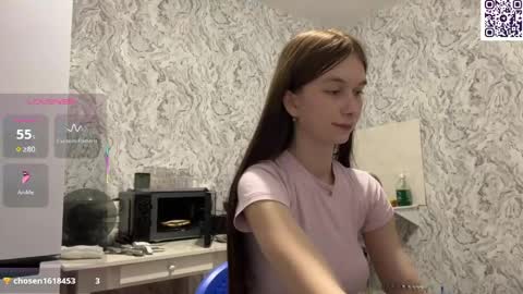 Hina online show from 05-28-26, 09:01