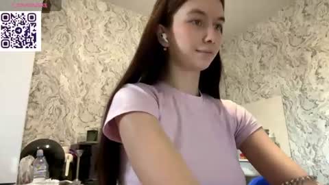 Hina online show from 06-24-26, 11:59