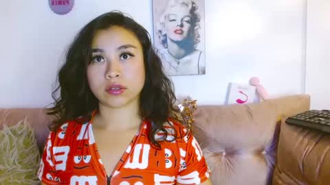 hinata lee online show from 01-05-25, 10:43