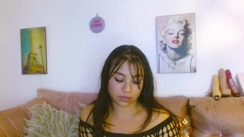 hinata lee online show from 01-21-25, 12:18