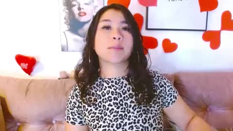 hinata lee online show from 02-28-25, 11:36