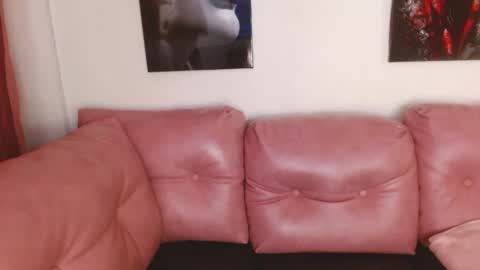 hinata lee online show from 10-07-25, 09:45