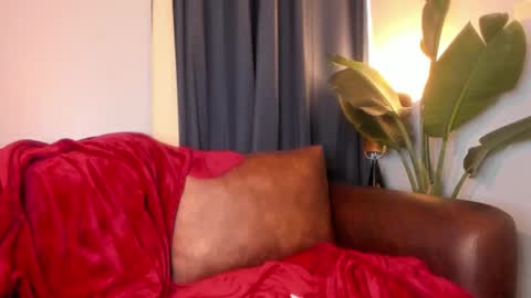 Snapshot of hinnata69 chatting on 10-01-25, 01:06 Hinnata online show from 10-01-25, 01:06