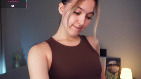 Leya Day Mary Night   PvT Open online show from 09-12-25, 07:03