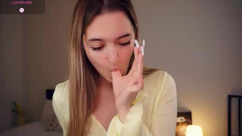 Leya Day Mary Night   PvT Open online show from 10-09-25, 06:17