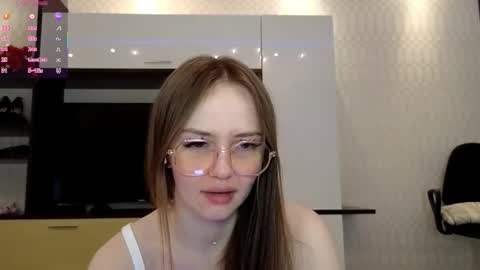 Leya Day Mary Night   PvT Open online show from 02-06-26, 06:51