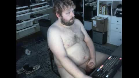 hipguy91 online show from 12-18-25, 09:10