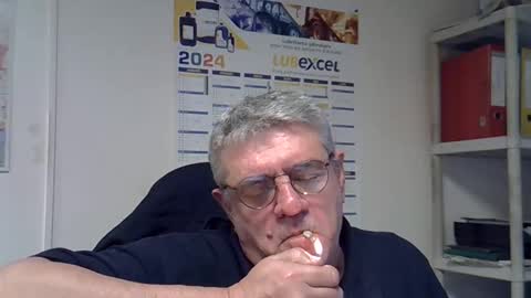 hippo online show from 01-02-25, 01:30