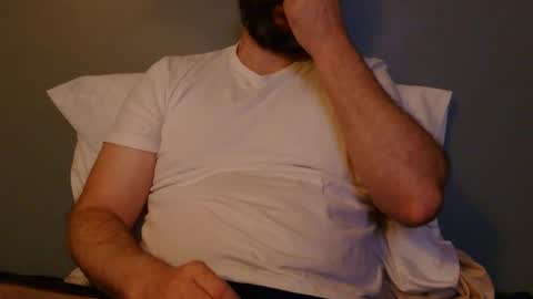 Snapshot of hippopotamus7 chatting on 06-01-26, 04:03 hippopotamus7 online show from 06-01-26, 04:03