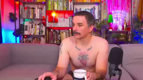 HipsterTrash Clark one half of Task Manager online show from 07-21-26, 07:11