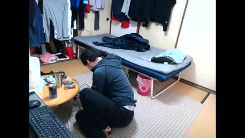 Snapshot of hiro110 chatting on 01-16-25, 04:07 hiro110 online show from 01-16-25, 04:07