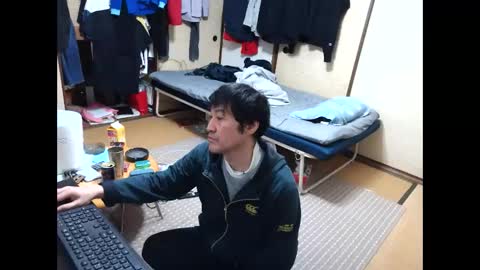 Snapshot of hiro110 chatting on 01-19-25, 02:17 hiro110 online show from 01-19-25, 02:17