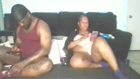 Snapshot of hisforever chatting on 01-11-26, 01:10 KASHEL online show from 01-11-26, 01:10