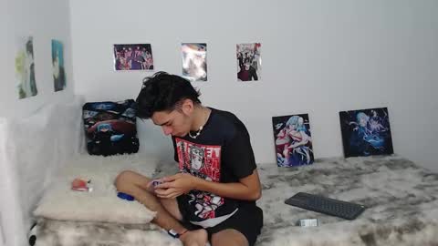 Snapshot of hiso_kai chatting on 02-08-26, 03:32 Hisokax online show from 02-08-26, 03:32