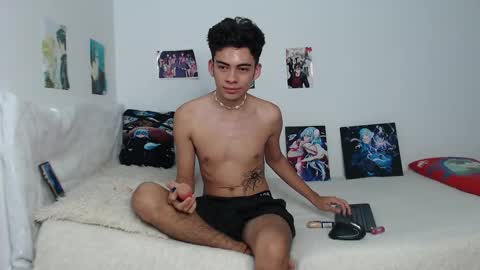 Snapshot of hiso_kai chatting on 02-09-26, 04:05 Hisokax online show from 02-09-26, 04:05