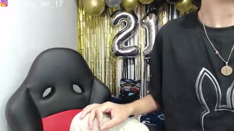 Snapshot of hiso_kai chatting on 02-17-26, 05:04 Hisokax online show from 02-17-26, 05:04