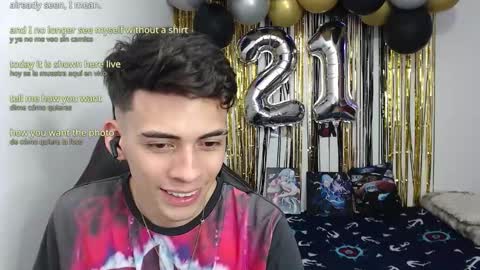 Snapshot of hiso_kai chatting on 02-18-26, 03:35 Hisokax online show from 02-18-26, 03:35