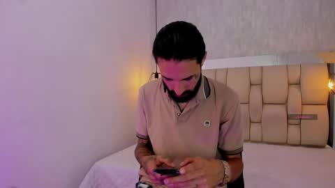 Snapshot of hisoka_0 chatting on 05-23-26, 12:31 Hisoka online show from 05-23-26, 12:31