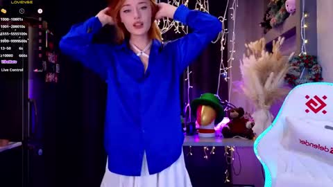 Snapshot of hisoka__akerley chatting on 03-20-26, 07:30 Ella online show from 03-20-26, 07:30