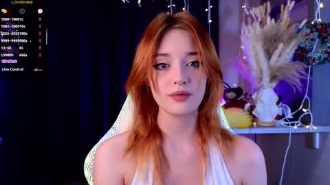 Snapshot of hisoka__akerley chatting on 03-30-26, 06:53 Ella online show from 03-30-26, 06:53