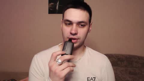 Snapshot of hisoka_morow_ chatting on 01-16-26, 06:34 Hisoka online show from 01-16-26, 06:34