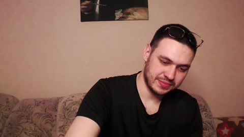 Snapshot of hisoka_morow_ chatting on 03-05-26, 09:11 Hisoka online show from 03-05-26, 09:11