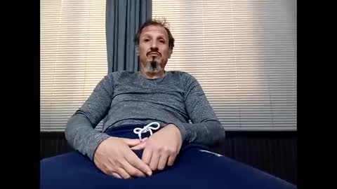 CandyboxHunter44 online show from 02-12-26, 10:21