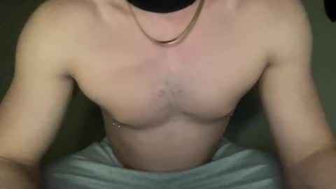 Snapshot of hngitaltwnk chatting on 03-10-26, 02:27 Hngitaltwnk online show from 03-10-26, 02:27