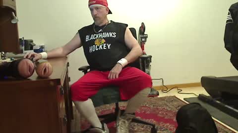 Snapshot of hockeybud chatting on 02-07-25, 07:27 Rick online show from 02-07-25, 07:27