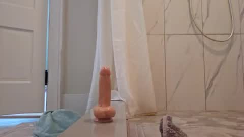 hockeyjock17 online show from 05-11-26, 02:45