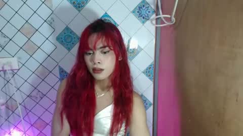 Snapshot of hoelyaurora chatting on 02-24-26, 07:12 Aurora3 online show from 02-24-26, 07:12