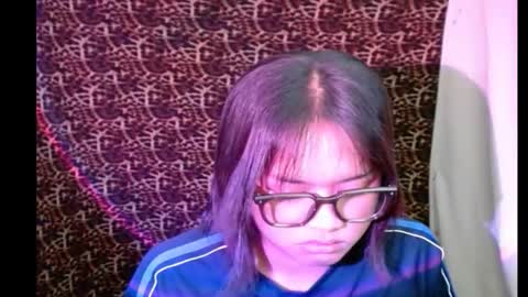 Snapshot of hoelyhanabi chatting on 01-15-26, 05:56 KIESH online show from 01-15-26, 05:56