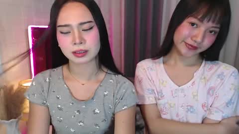 hoelymolly online show from 04-11-26, 06:56