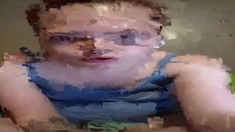 Snapshot of hoeznshi chatting on 07-26-26, 09:00 hoeznshi online show from 07-26-26, 09:00