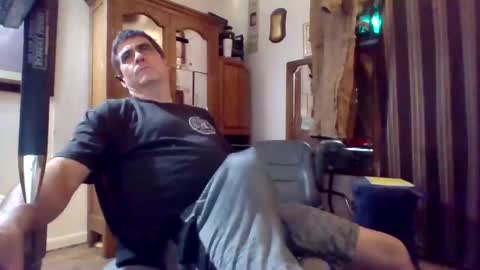 hoglegg99384194 online show from 12-17-24, 06:56